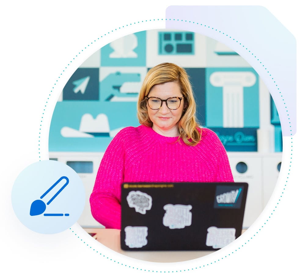 Woman at agency working on a website using WP Engine tools