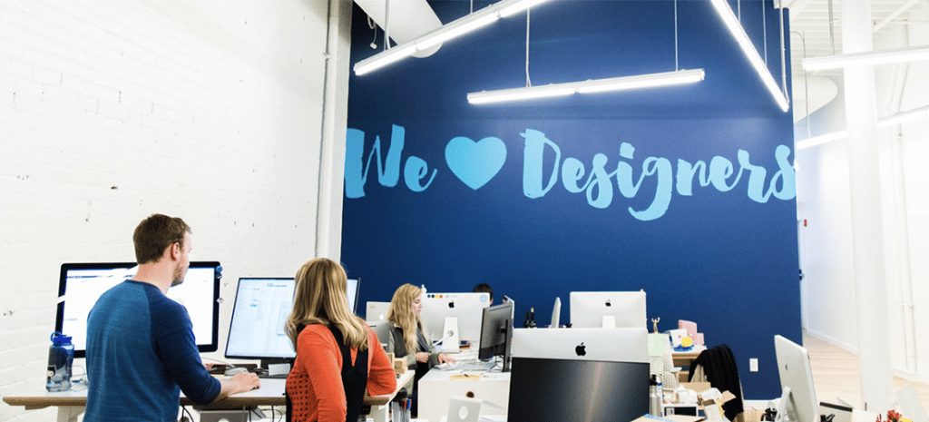 two content marketers collaborate on a project